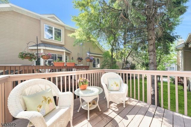 104 Clarken Dr 104, West Orange Twp., NJ 07052