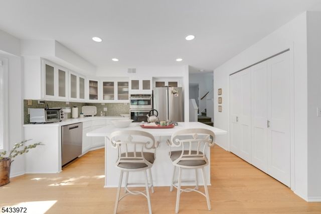 104 Clarken Dr 104, West Orange Twp., NJ 07052