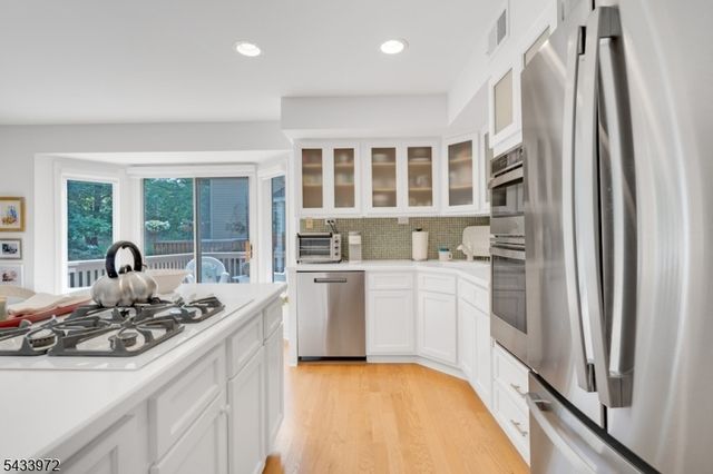 104 Clarken Dr 104, West Orange Twp., NJ 07052