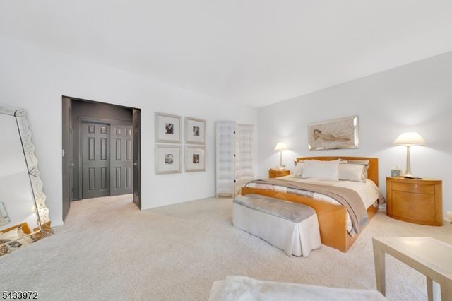 104 Clarken Dr 104, West Orange Twp., NJ 07052