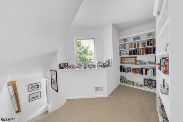 104 Clarken Dr 104, West Orange Twp., NJ 07052