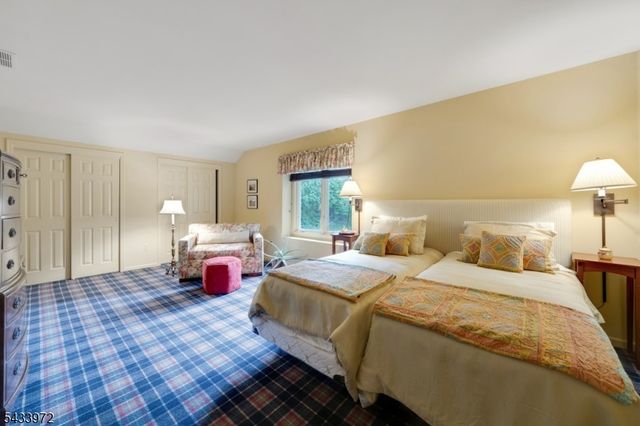 104 Clarken Dr 104, West Orange Twp., NJ 07052