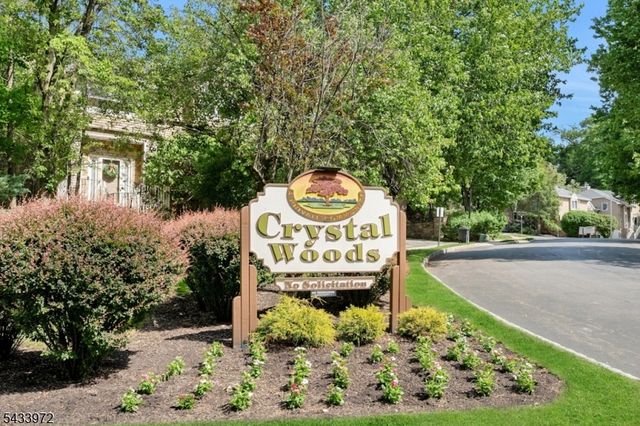 104 Clarken Dr 104, West Orange Twp., NJ 07052