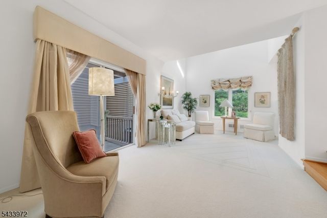104 Clarken Dr 104, West Orange Twp., NJ 07052