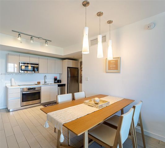 2602 E Hallandale Beach Blvd R806, Hallandale Beach, FL 33009