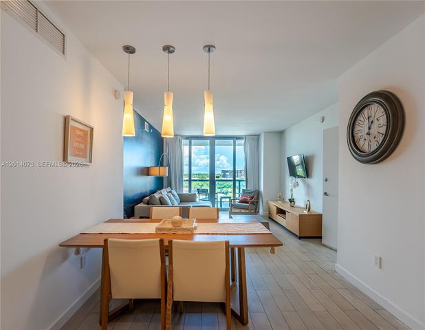 2602 E Hallandale Beach Blvd R806, Hallandale Beach, FL 33009