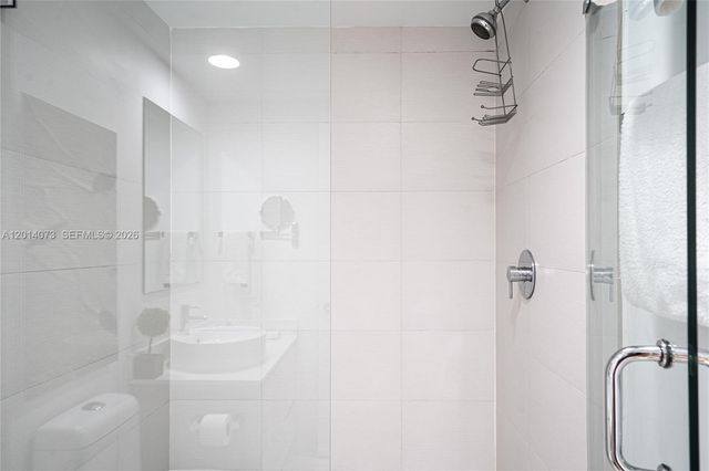 2602 E Hallandale Beach Blvd R806, Hallandale Beach, FL 33009