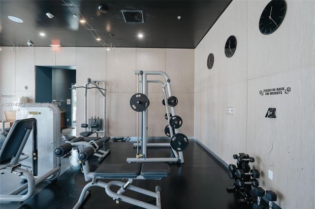 2602 E Hallandale Beach Blvd R806, Hallandale Beach, FL 33009