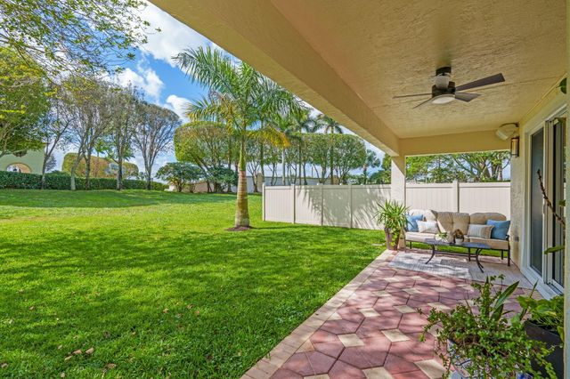 9870 Shepard Place, Wellington, FL 33414