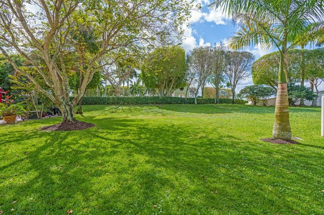 9870 Shepard Place, Wellington, FL 33414