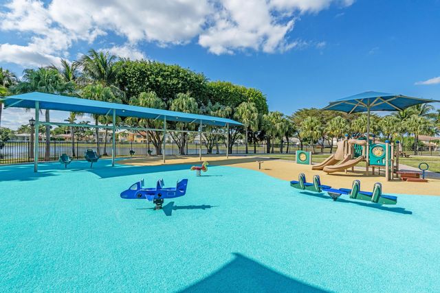 9870 Shepard Place, Wellington, FL 33414
