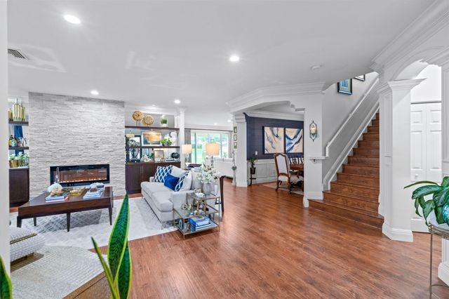 9870 Shepard Place, Wellington, FL 33414