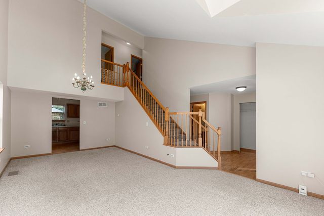 2210 Candlewood Drive, Plainfield, IL 60586