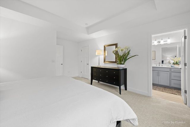 124 E Main Street, Cary, IL 60013