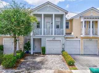 7406 NW 108th Path, Doral, FL 33178