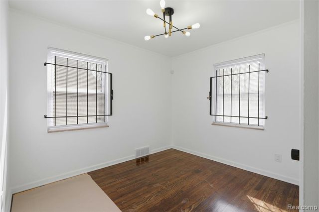 5063 Chalmers Street, Detroit, MI 48213