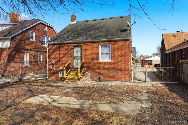 5063 Chalmers Street, Detroit, MI 48213