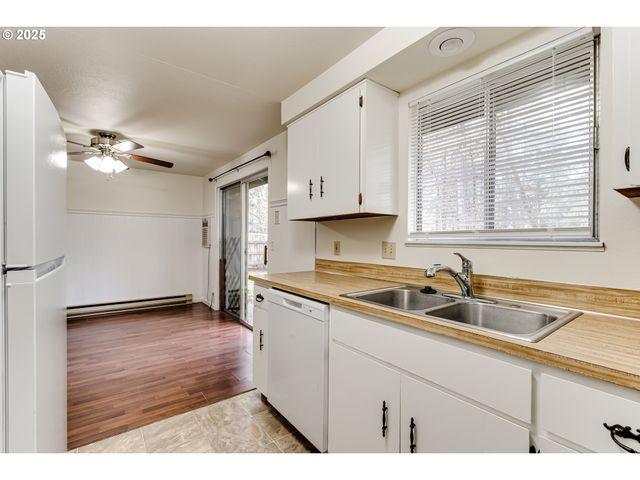 87810 NORMAN Ave, Veneta, OR 97487