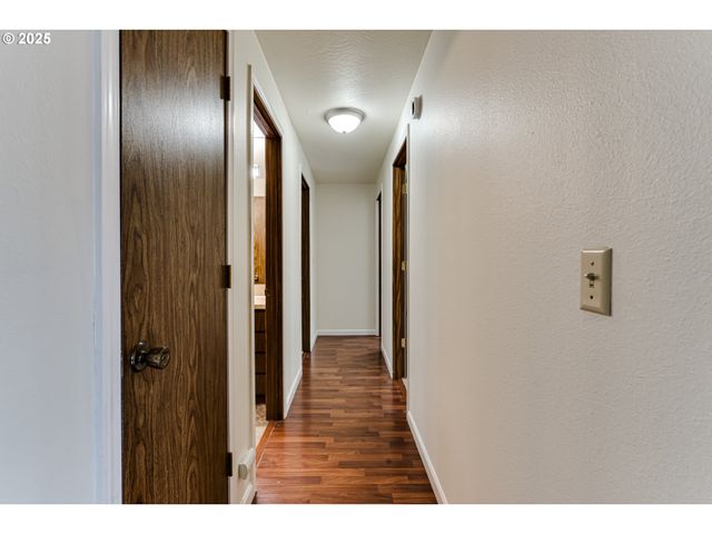 87810 NORMAN Ave, Veneta, OR 97487