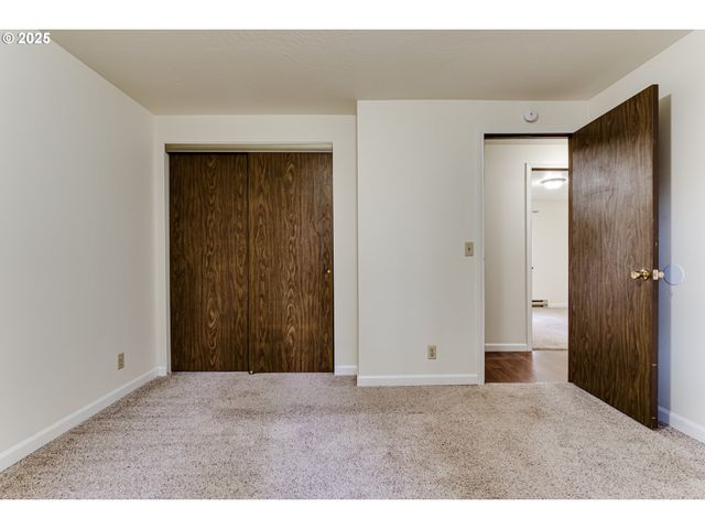 87810 NORMAN Ave, Veneta, OR 97487