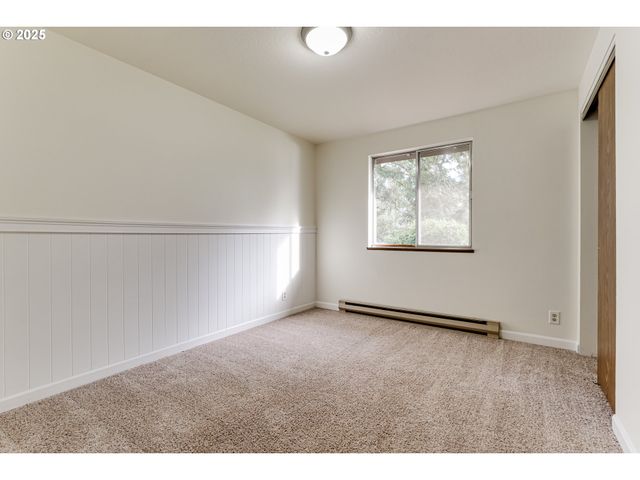 87810 NORMAN Ave, Veneta, OR 97487