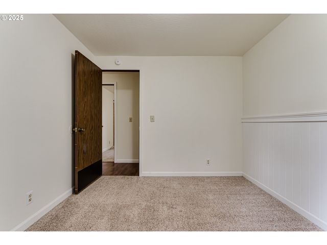 87810 NORMAN Ave, Veneta, OR 97487