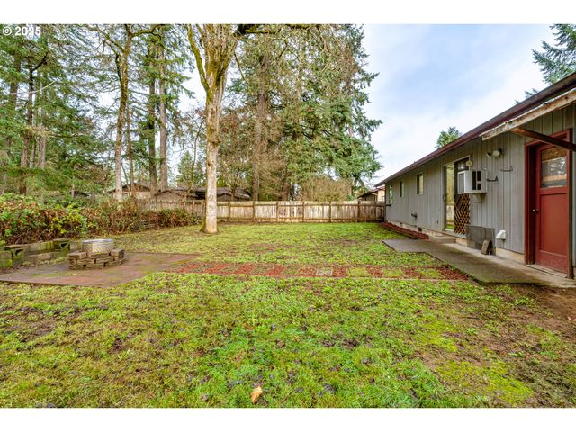 87810 NORMAN Ave, Veneta, OR 97487