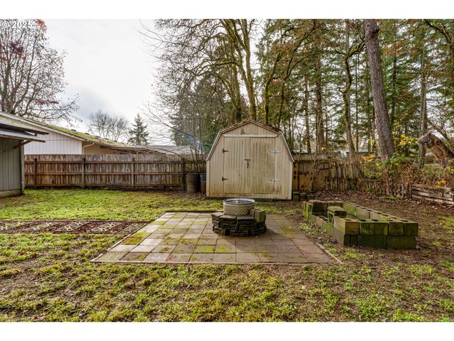 87810 NORMAN Ave, Veneta, OR 97487