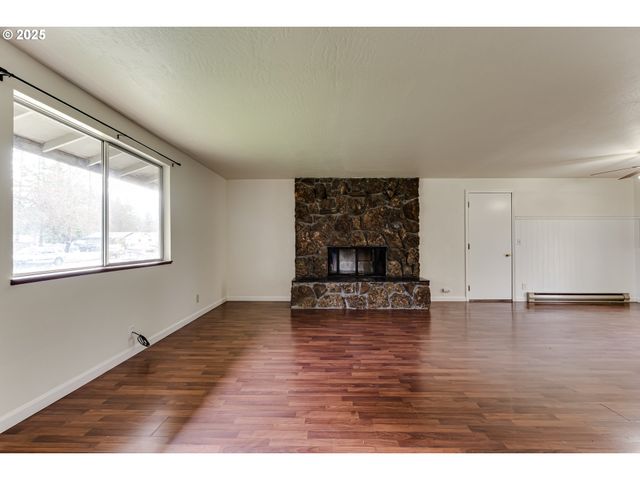 87810 NORMAN Ave, Veneta, OR 97487