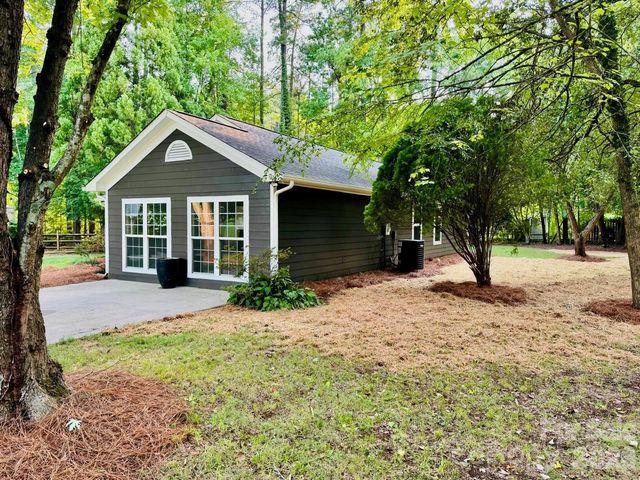 15004 Yarmouth Road, Charlotte, NC 28227