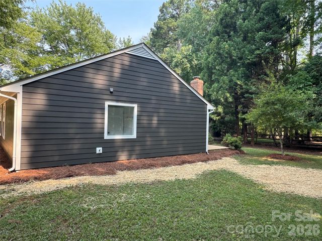 15004 Yarmouth Road, Charlotte, NC 28227