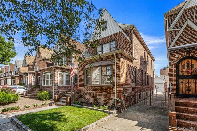 6341 84th Street, Middle Village, NY 11379