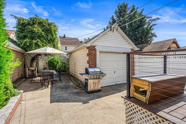 6341 84th Street, Middle Village, NY 11379