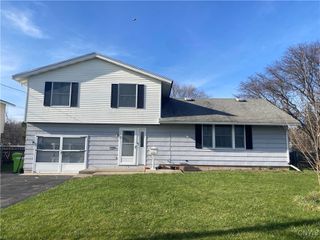 4941 Driftwood Drive, Salina, NY 13088