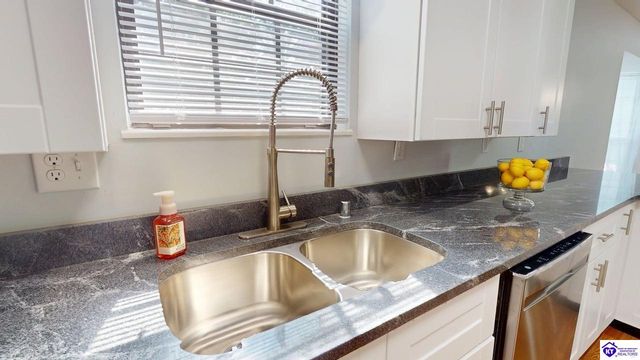 409 College View Drive, Elizabethtown, KY 42701