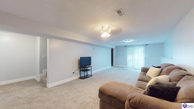 409 College View Drive, Elizabethtown, KY 42701
