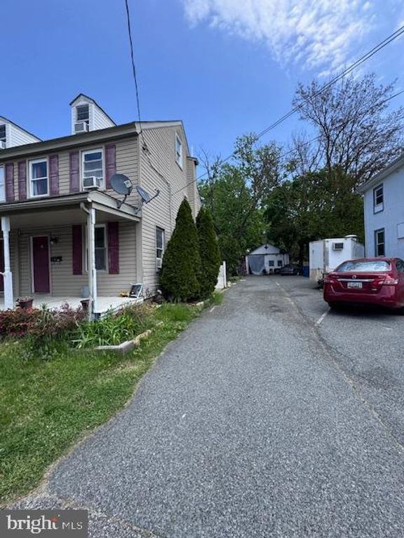 Image 1 of property listing at 212 S MAIN ST, North East, MD 21901