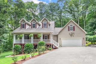 93 Hickory Drive, Maggie Valley, NC 28751