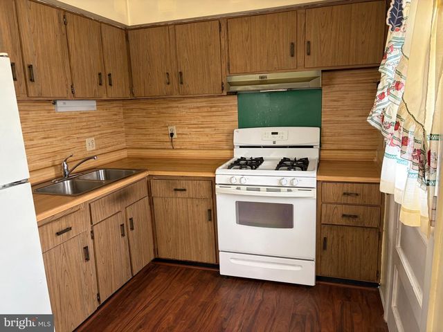 638 KINGSTON RD, Middle River, MD 21220