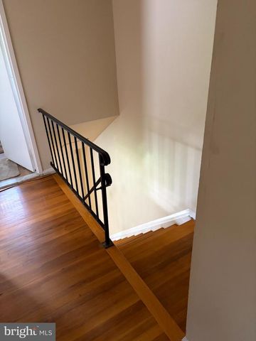 638 KINGSTON RD, Middle River, MD 21220