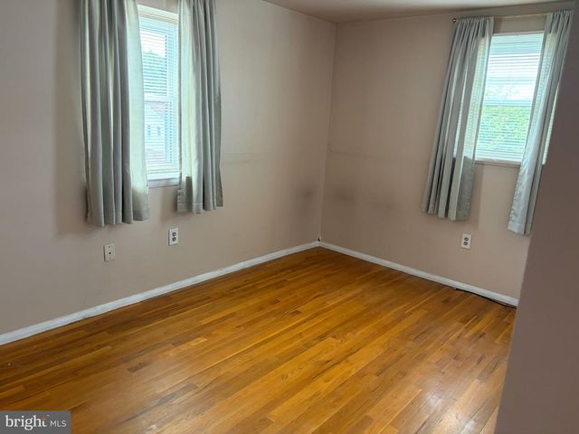 638 KINGSTON RD, Middle River, MD 21220