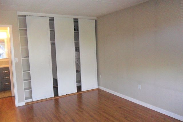 1550 Worcester Rd 528, Framingham, MA 01702
