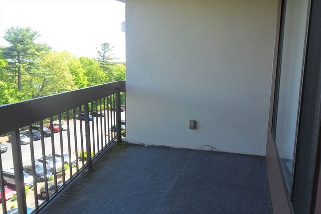 1550 Worcester Rd 528, Framingham, MA 01702