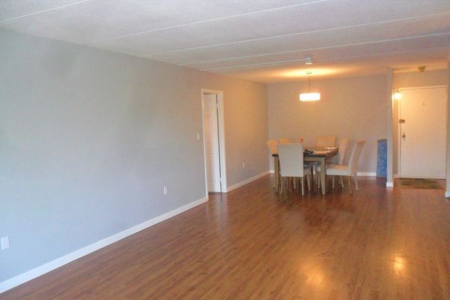 1550 Worcester Rd 528, Framingham, MA 01702
