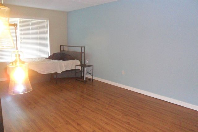 1550 Worcester Rd 528, Framingham, MA 01702