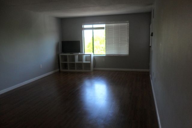 1550 Worcester Rd 528, Framingham, MA 01702