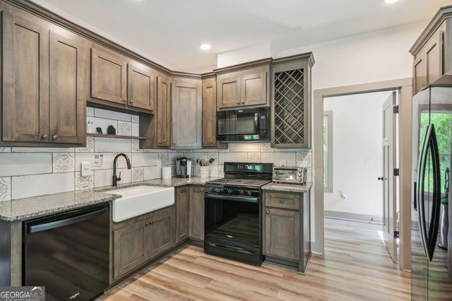 60 Sleepy Frog Lane, Dahlonega, GA 30533