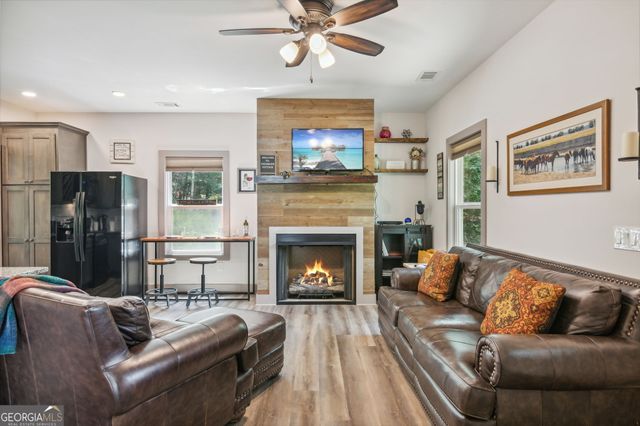 60 Sleepy Frog Lane, Dahlonega, GA 30533