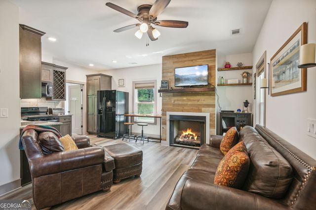 60 Sleepy Frog Lane, Dahlonega, GA 30533