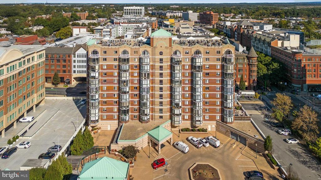 24 COURTHOUSE SQ #609, Rockville, MD 20850